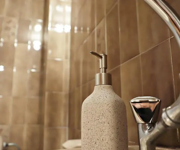 Maria Court 2, 32 Larnaca