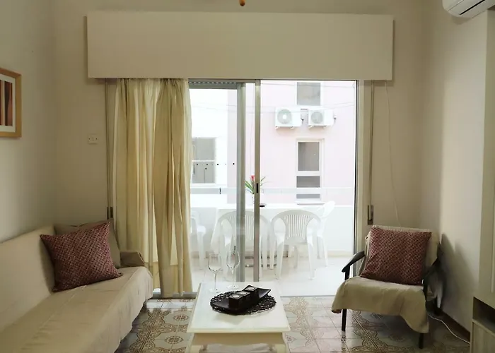 Maria Court 2, 32 Διαμέρισμα