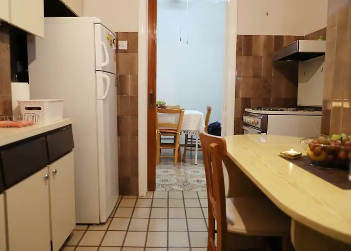 Maria Court 2, 32 Lägenhet